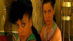 Monica Bellucci - Asterix & Obelix