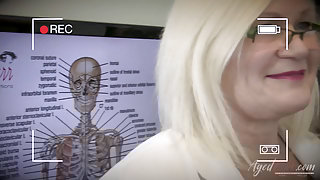 Hot Mature British Blonde Hardcore